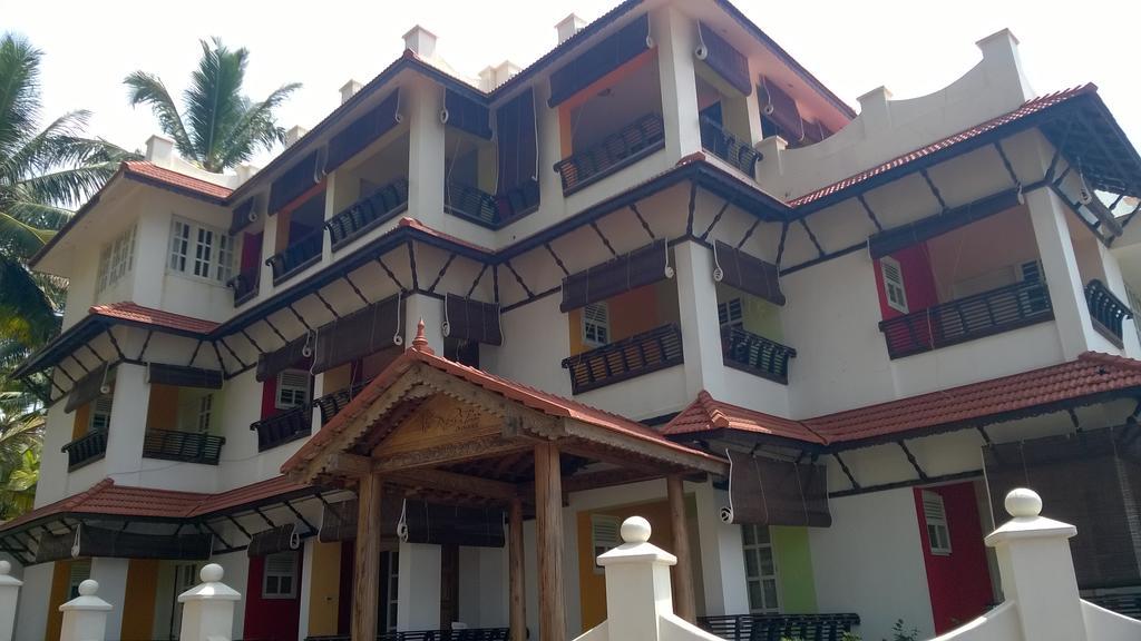 Hotel Palm Tree Anex Varkala Exterior foto