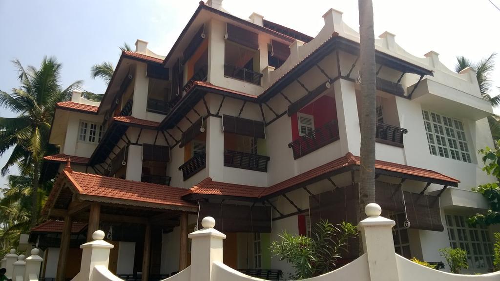 Hotel Palm Tree Anex Varkala Exterior foto