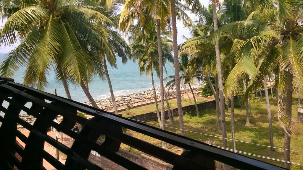 Hotel Palm Tree Anex Varkala Habitación foto
