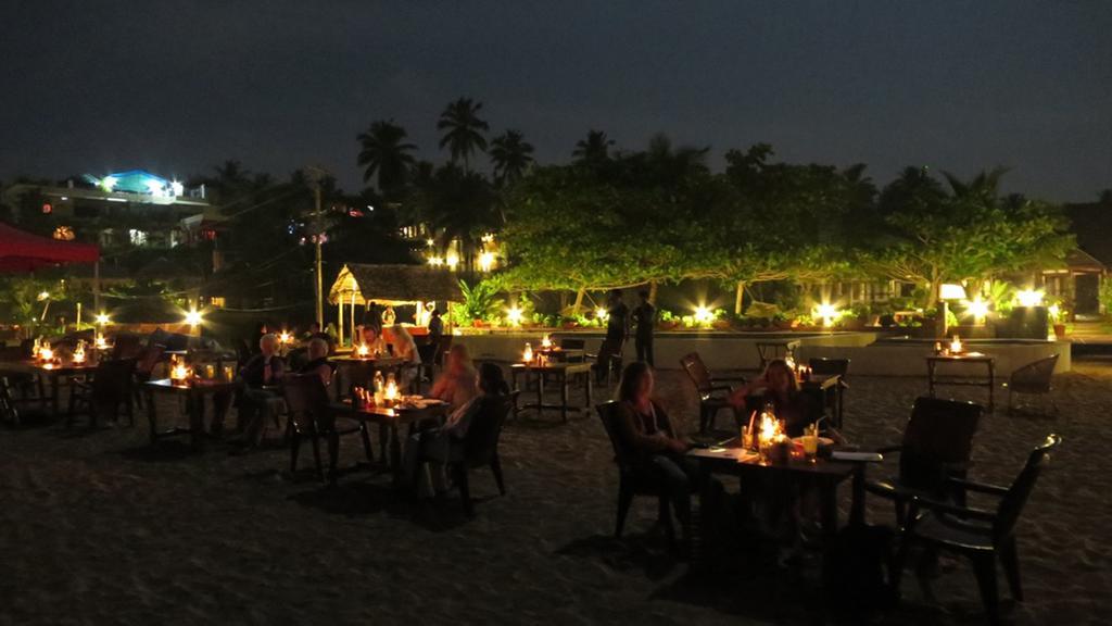 Hotel Palm Tree Anex Varkala Exterior foto