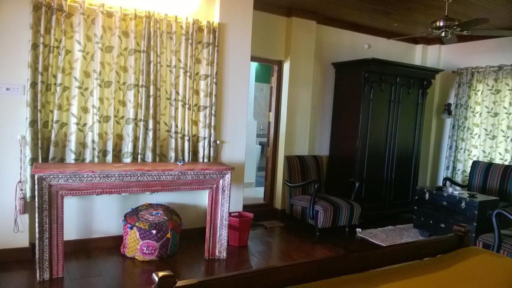 Hotel Palm Tree Anex Varkala Habitación foto
